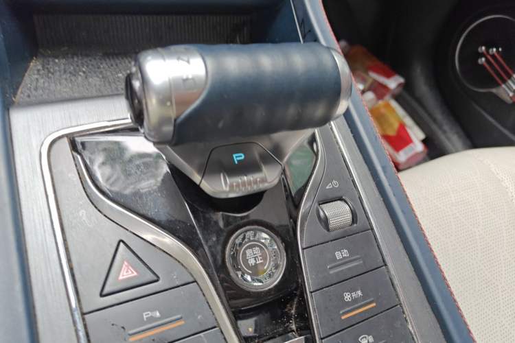 Used BYD Yuan PLUS 2022 430 km Luxury Version Gear Lever