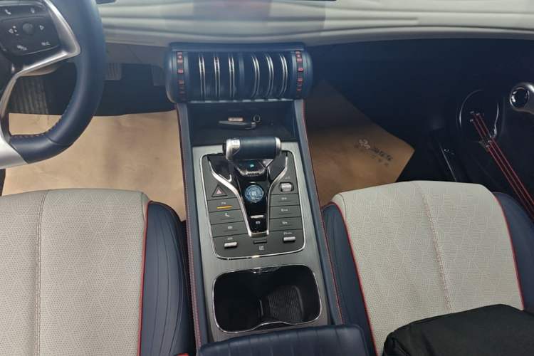Used BYD Yuan PLUS 2022 510 km Flagship Version Gear Lever
