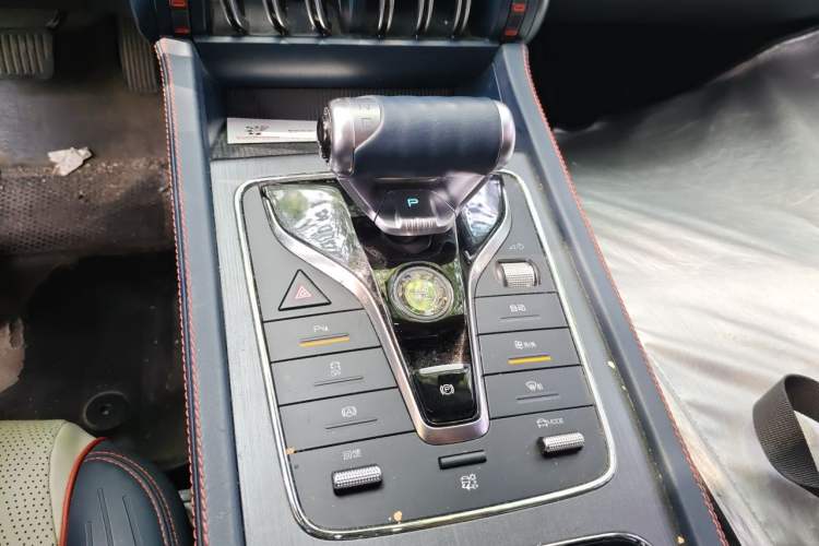 Used BYD Yuan PLUS 2022 510 km Luxury Version Gear Lever