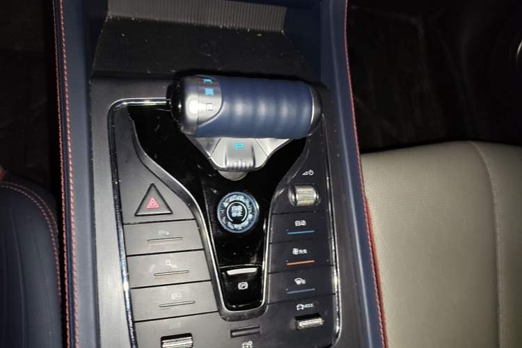 Used BYD Yuan PLUS 2022 510 km Flagship Version Gear Lever