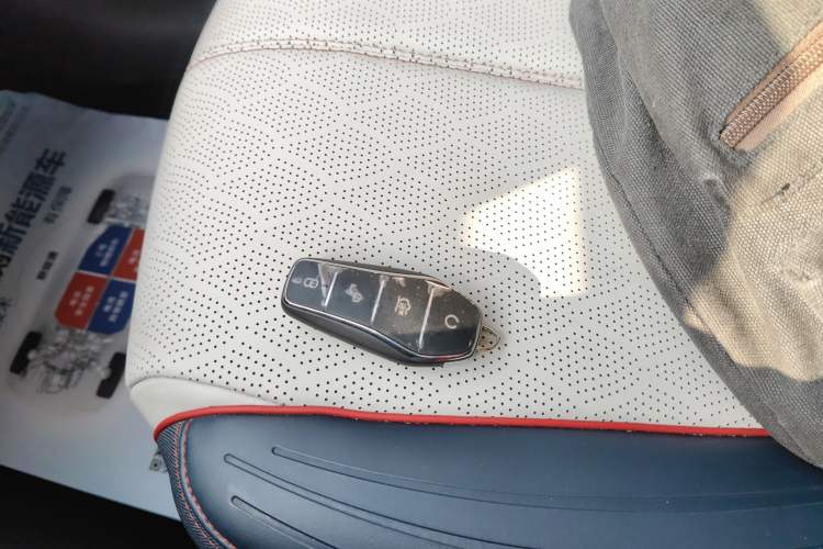 Used BYD Yuan PLUS 2022 510 km Flagship Version Interior 1