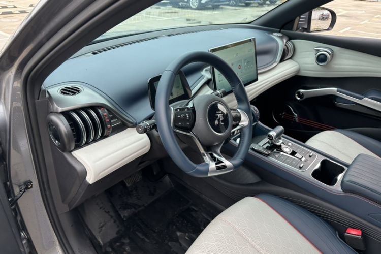 Used BYD Yuan PLUS 2022 510 km Flagship Version Interior 12
