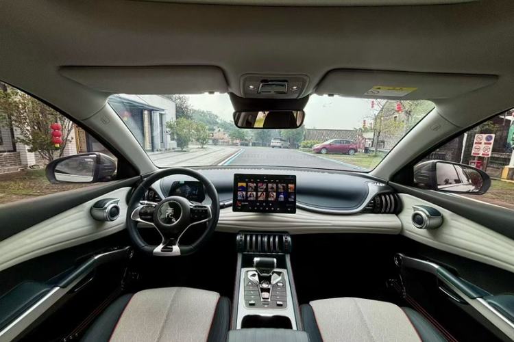 Used BYD Yuan PLUS 2022 510 km Flagship Version Interior 2