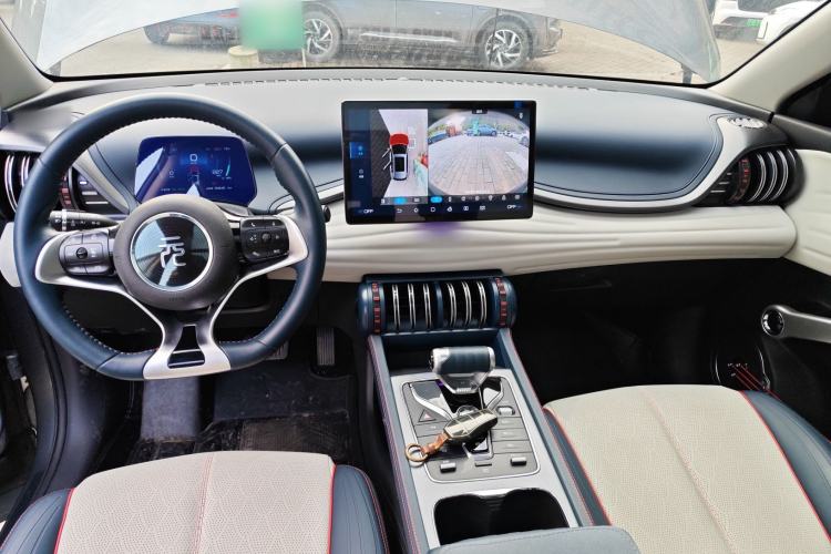 Used BYD Yuan PLUS 2022 510 km Flagship Version Interior 2