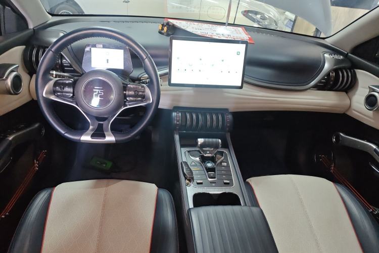 Used BYD Yuan PLUS 2022 430 km Luxury Version Interior 2