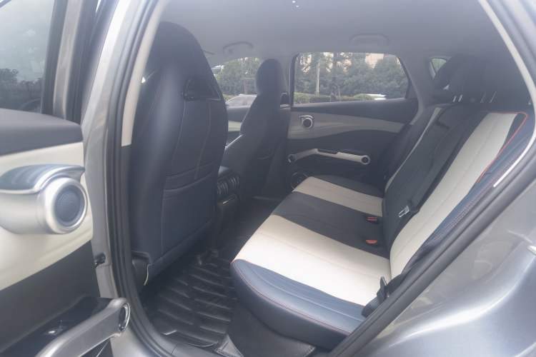 Used BYD Yuan PLUS 2022 510 km Luxury Version Interior 2