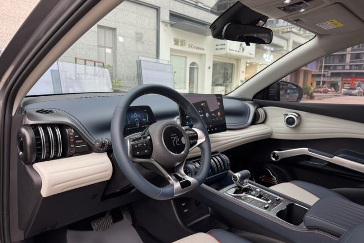 Used BYD Yuan PLUS 2022 510 km Luxury Version Interior 3
