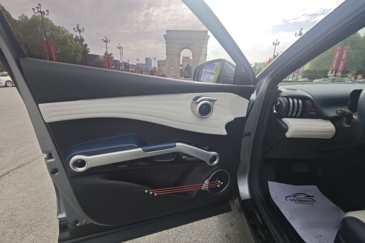 Used BYD Yuan PLUS 2022 510 km Flagship Version Interior 3