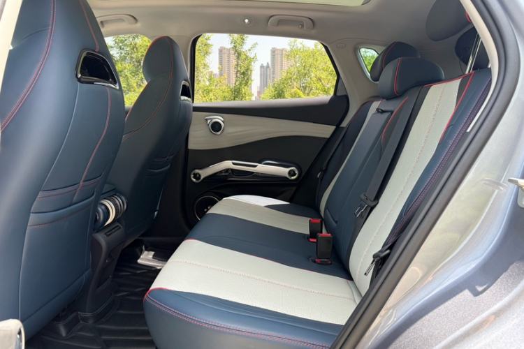 Used BYD Yuan PLUS 2022 510 km Flagship Version Interior 3