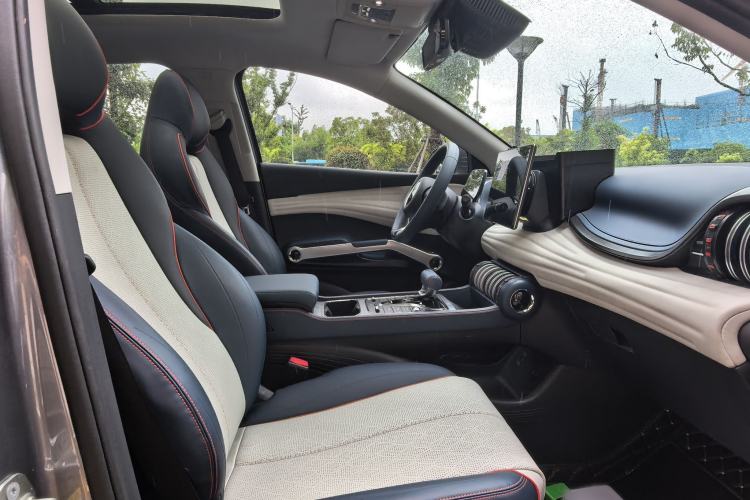 Used BYD Yuan PLUS 2022 510 km Flagship Version Interior 3