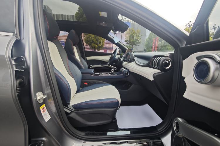 Used BYD Yuan PLUS 2022 510 km Flagship Version Interior 5