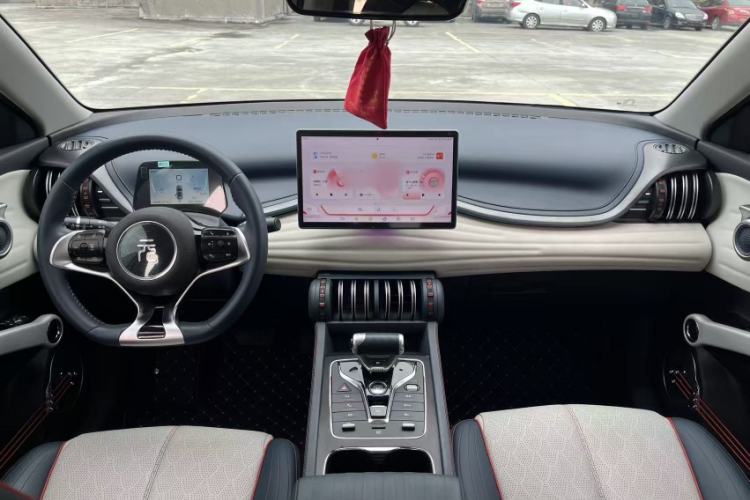 Used BYD Yuan PLUS 2022 510 km Flagship Version Interior 7
