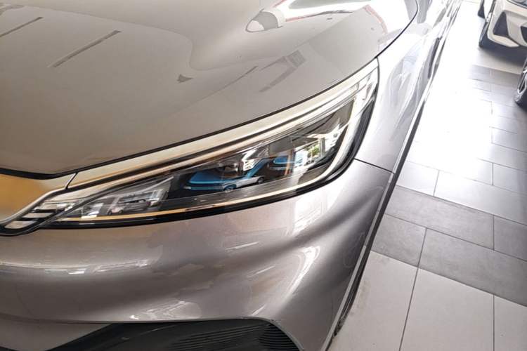 Used BYD Yuan PLUS 2022 510 km Flagship Version Left Front Headlight