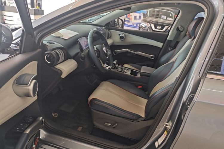 Used BYD Yuan PLUS 2022 510 km Flagship Version Left Front Seat