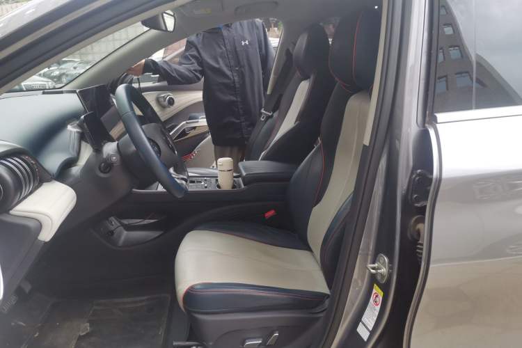 Used BYD Yuan PLUS 2022 510KM Flagship PLUS Left Front Seat