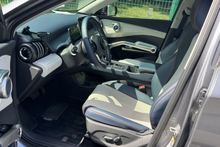 Used BYD Yuan PLUS 2022 510 km Flagship Version Left Front Seat