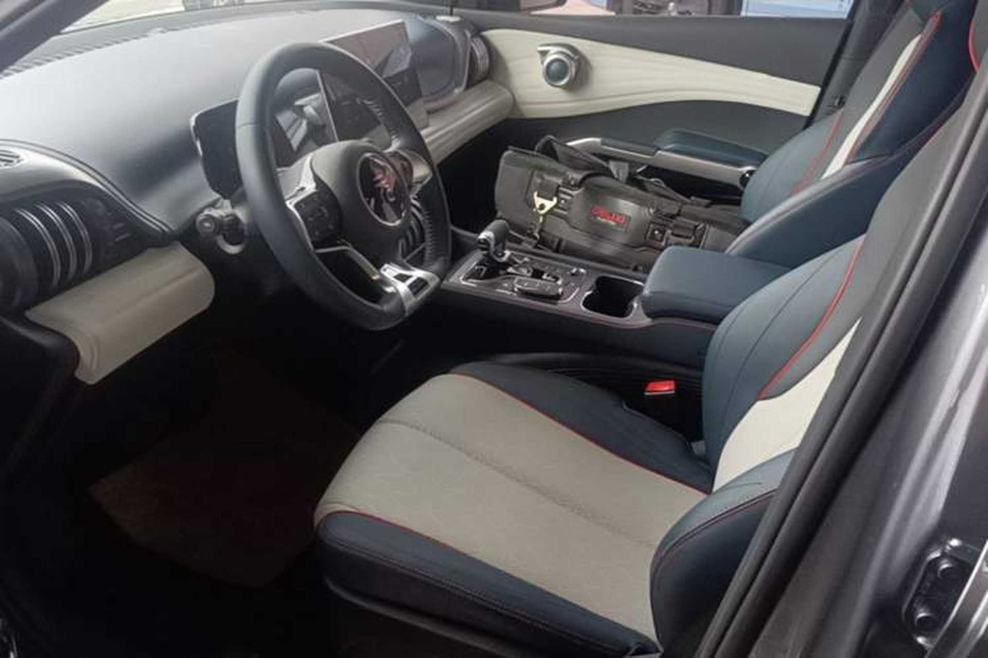 Used BYD Yuan PLUS 2022 510 km Flagship Version Left Front Seat