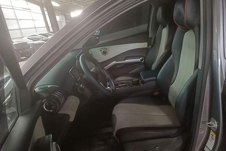 Used BYD Yuan PLUS 2022 430 km Luxury Version Left Front Seat