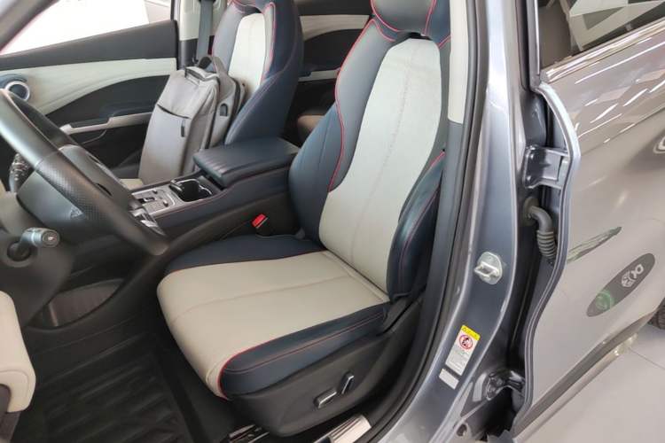 Used BYD Yuan PLUS 2022 430 km Luxury Version Left Front Seat