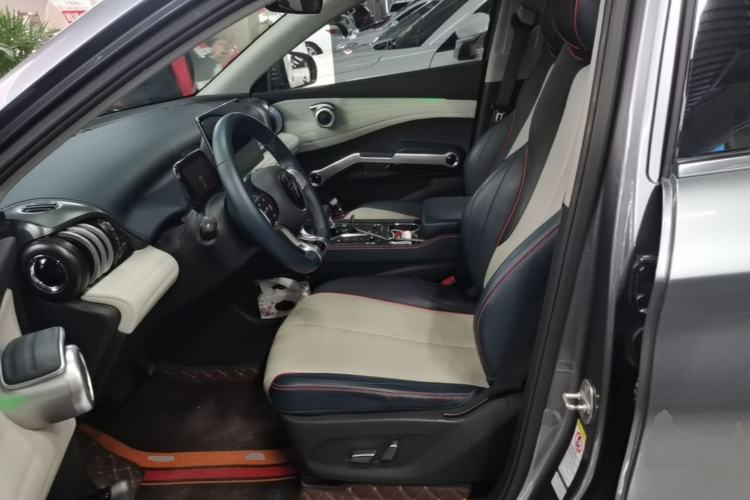 Used BYD Yuan PLUS 2022 510 km Flagship Version Left Front Seat