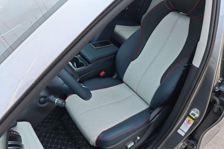Used BYD Yuan PLUS 2022 510 km Flagship Version Left Front Seat