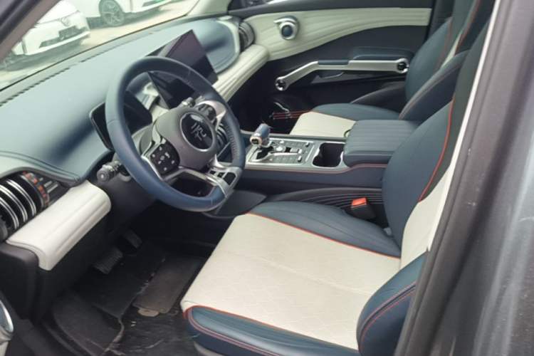 Used BYD Yuan PLUS 2022 510 km Flagship Version Left Front Seat