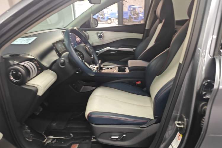 Used BYD Yuan PLUS 2022 510KM Flagship PLUS Left Front Seat