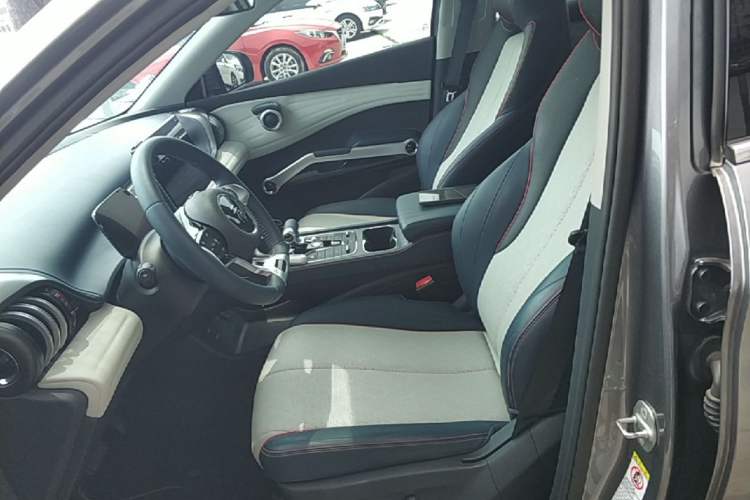 Used BYD Yuan PLUS 2022 510 km Flagship Version Left Front Seat