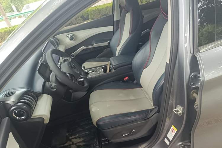 Used BYD Yuan PLUS 2022 430 km Luxury Version Left Front Seat