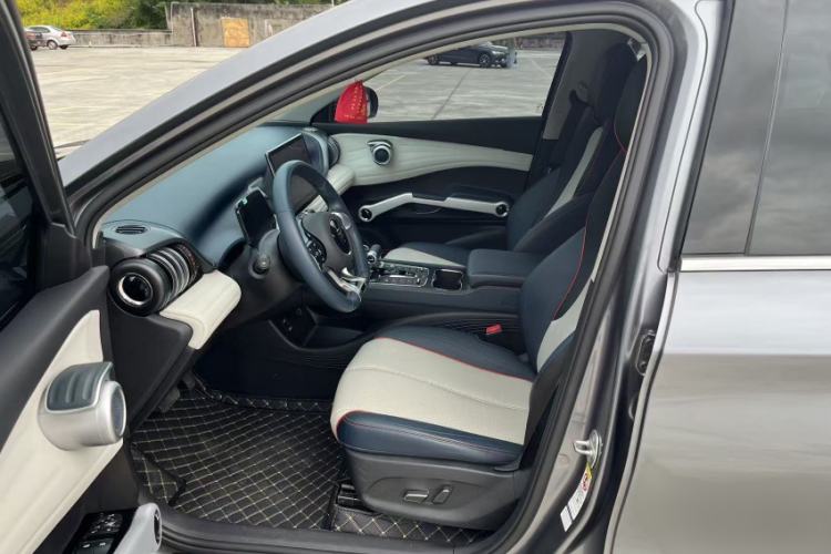 Used BYD Yuan PLUS 2022 510 km Flagship Version Left Front Seat