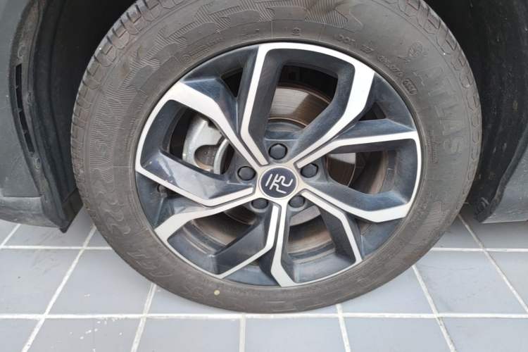 Used BYD Yuan PLUS 2022 430 km Luxury Version Left Front Wheel Hub