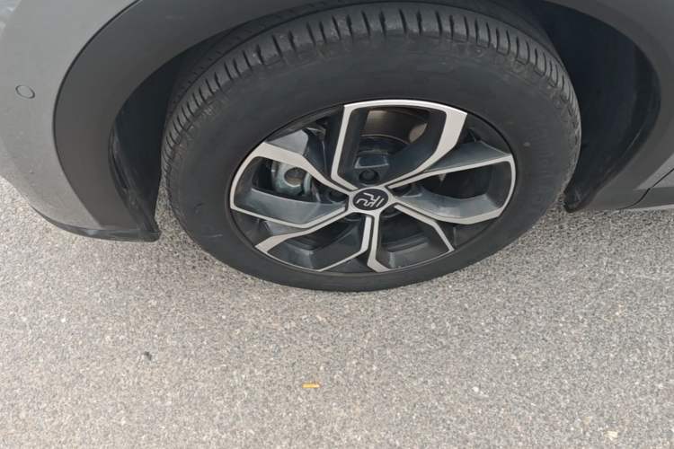 Used BYD Yuan PLUS 2022 430 km Luxury Version Left Front Wheel Hub