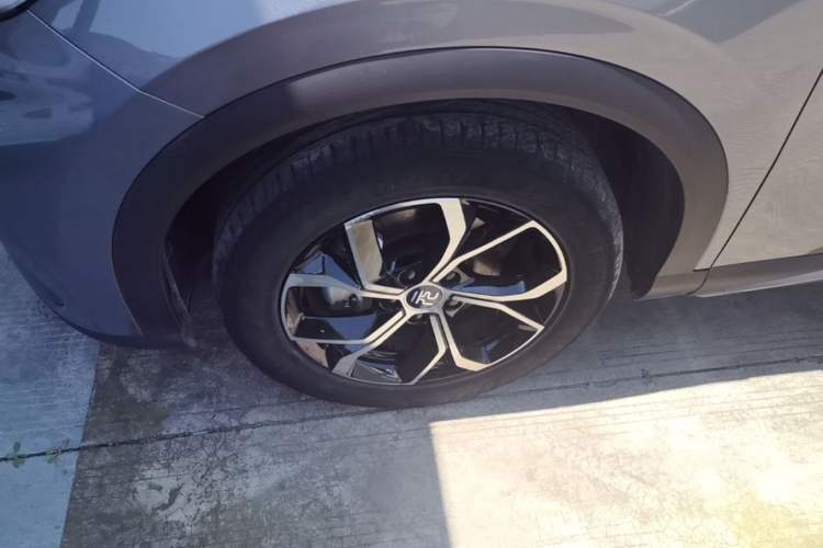 Used BYD Yuan PLUS 2022 510 km Luxury Version Left Front Wheel Hub