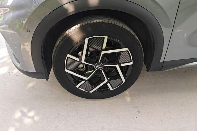 Used BYD Yuan PLUS 2022 510KM Flagship PLUS Left Front Wheel Hub