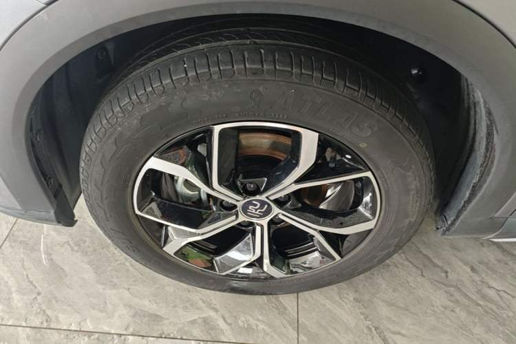 Used BYD Yuan PLUS 2022 510 km Luxury Version Left Front Wheel Hub