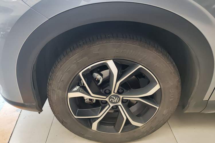 Used BYD Yuan PLUS 2022 430 km Luxury Version Left Front Wheel Hub