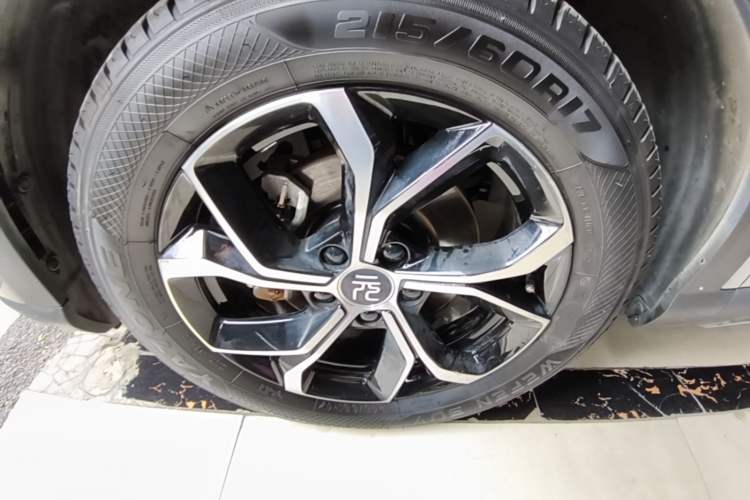 Used BYD Yuan PLUS 2022 430 km Luxury Version Left Front Wheel Hub