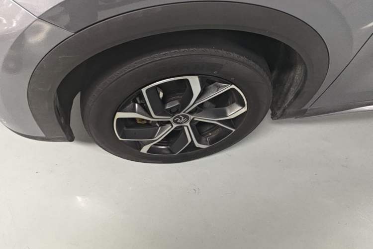 Used BYD Yuan PLUS 2022 510 km Luxury Version Left Front Wheel Hub