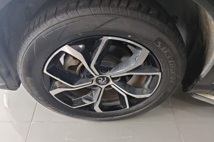 Used BYD Yuan PLUS 2022 510 km Luxury Version Left Front Wheel Hub