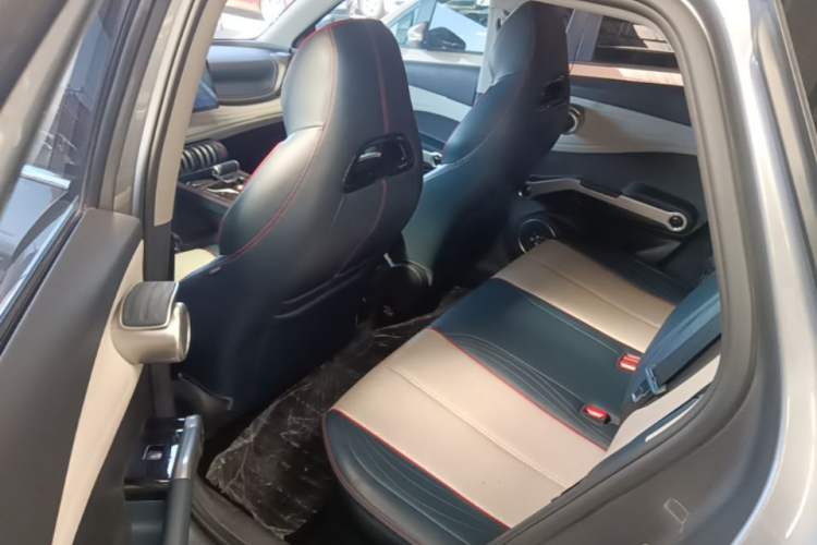 Used BYD Yuan PLUS 2022 430 km Luxury Version Left Rear Seat