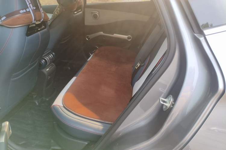 Used BYD Yuan PLUS 2022 430 km Luxury Version Left Rear Seat