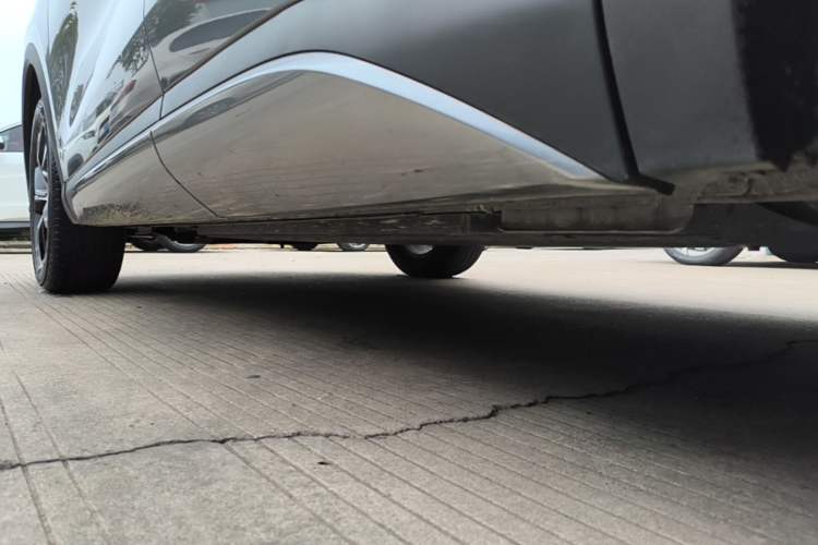 Used BYD Yuan PLUS 2022 430 km Luxury Version Left Side Sill