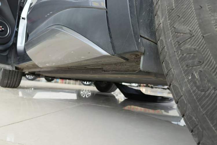Used BYD Yuan PLUS 2022 510 km Luxury Version Left Side Sill