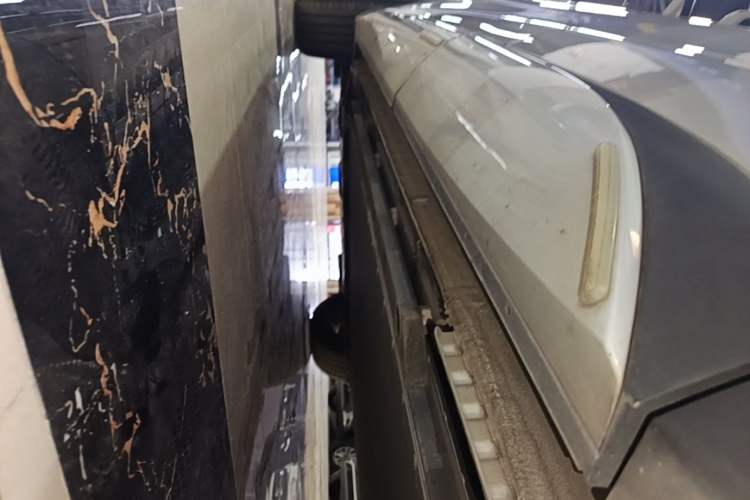 Used BYD Yuan PLUS 2022 430 km Luxury Version Left Side Sill
