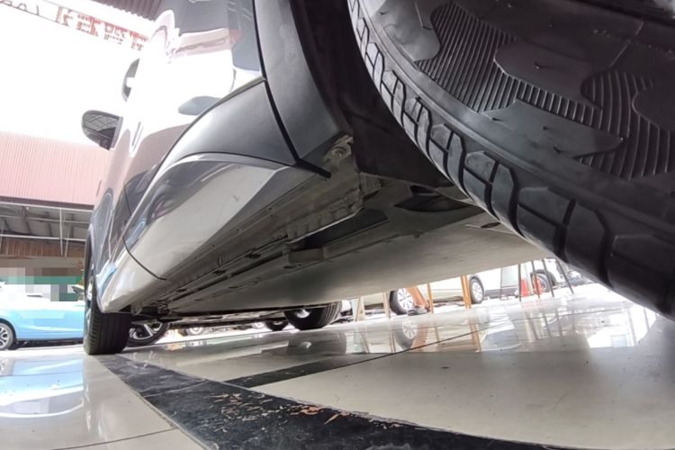 Used BYD Yuan PLUS 2022 430 km Luxury Version Left Side Sill