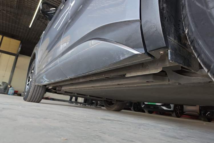 Used BYD Yuan PLUS 2022 510KM Flagship PLUS Left Side Sill