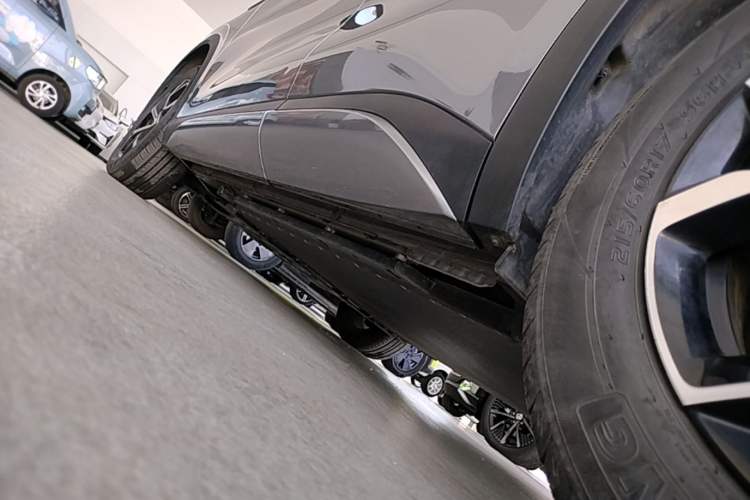 Used BYD Yuan PLUS 2022 430 km Luxury Version Left Side Sill