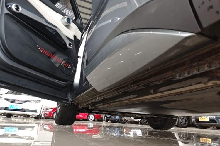 Used BYD Yuan PLUS 2022 510 km Flagship Version Left Side Sill