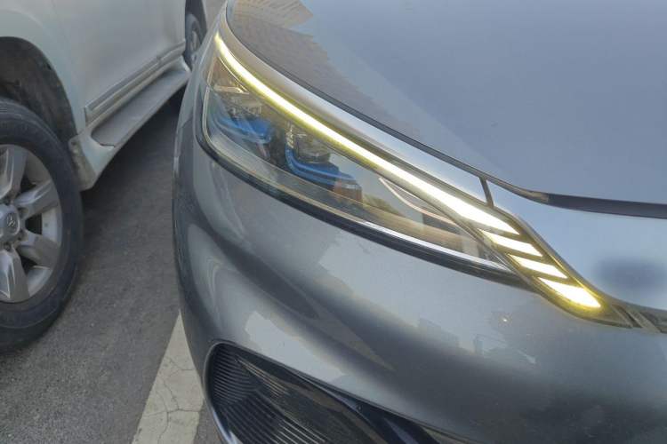 Used BYD Yuan PLUS 2022 510 km Luxury Version Right Front Headlight
