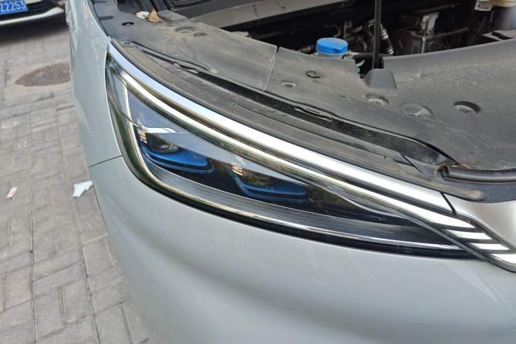 Used BYD Yuan PLUS 2022 510 km Luxury Version Right Front Headlight